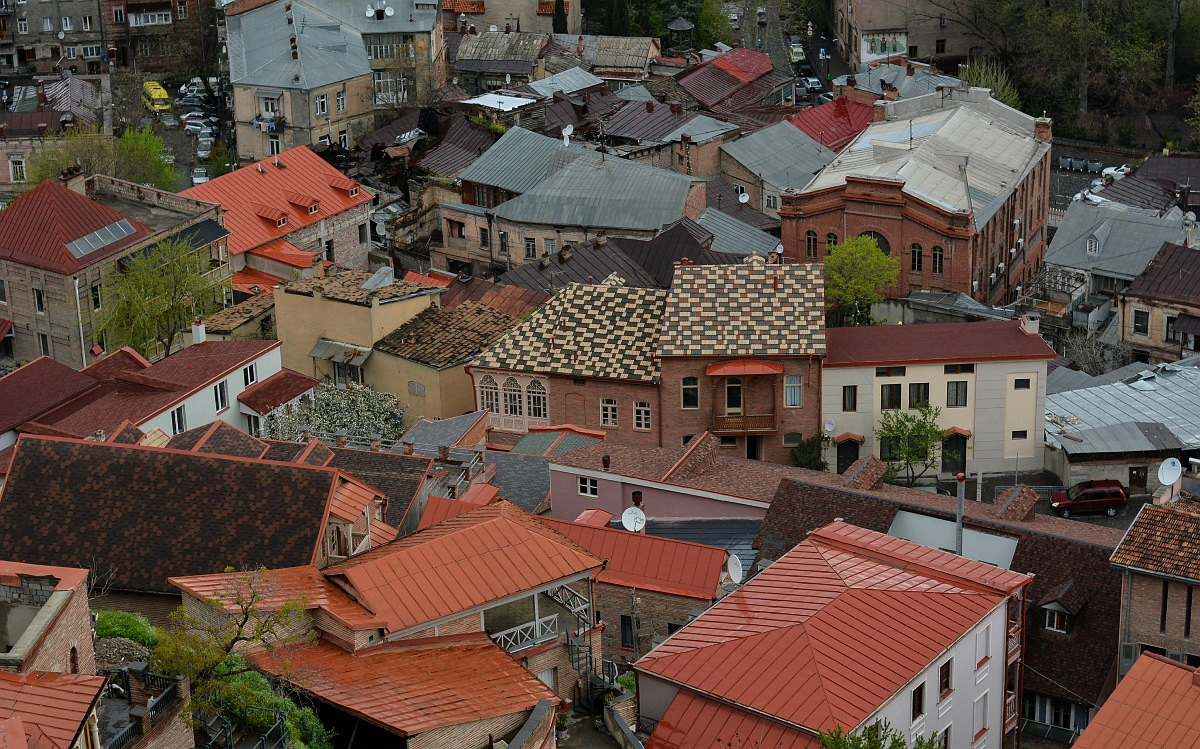 Крыши Тбилиси